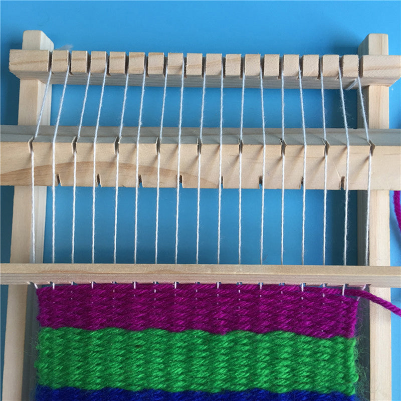 Hand Knitting: Wooden Weaving Loom Kit - Kids DIY Hand Knitting Craft