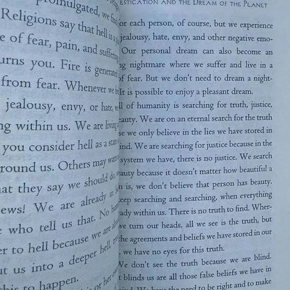 The Four Agreements: A Practical Guide To Personal Freedom By Don Miguel Ruiz Success Self-Help English Book Paperback